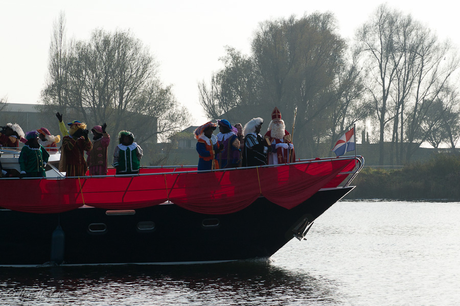 Daar komt de "stoom"boot