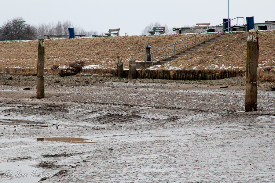 Passantenhaven ligt helemaal droog Passantenhaven ligt helemaal droog