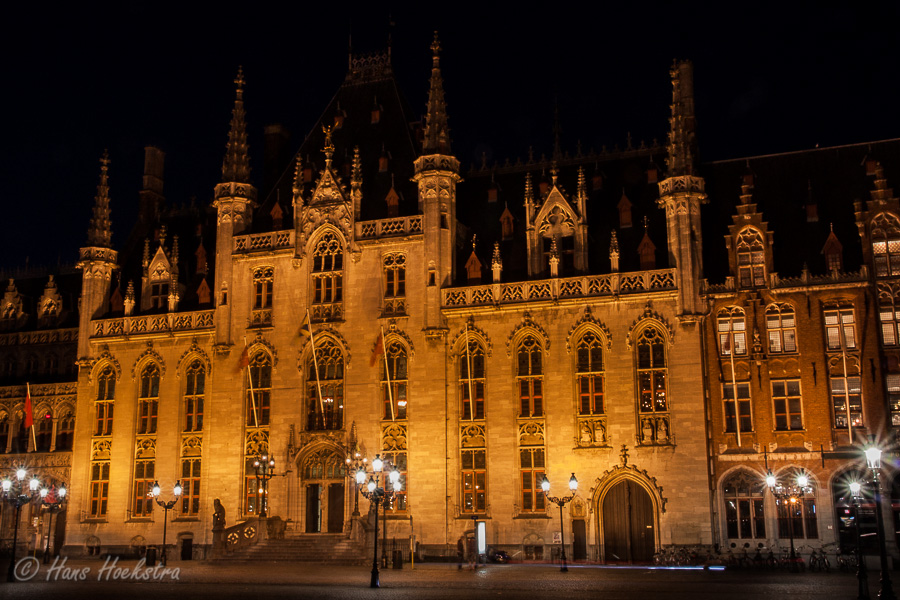 Grote markt, Provinciaal hof