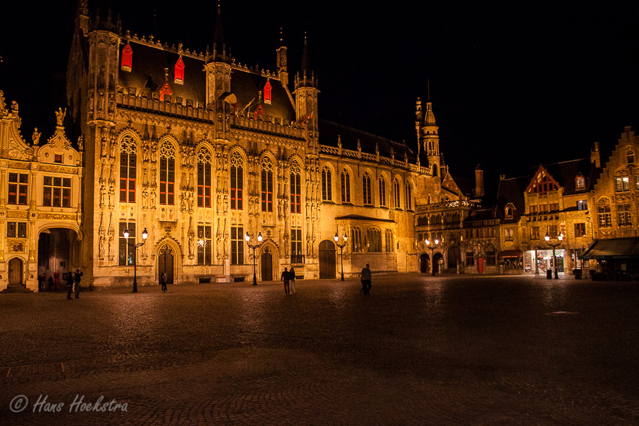 Burg, Gotische zaal en Heilig-Bloedbasiliek